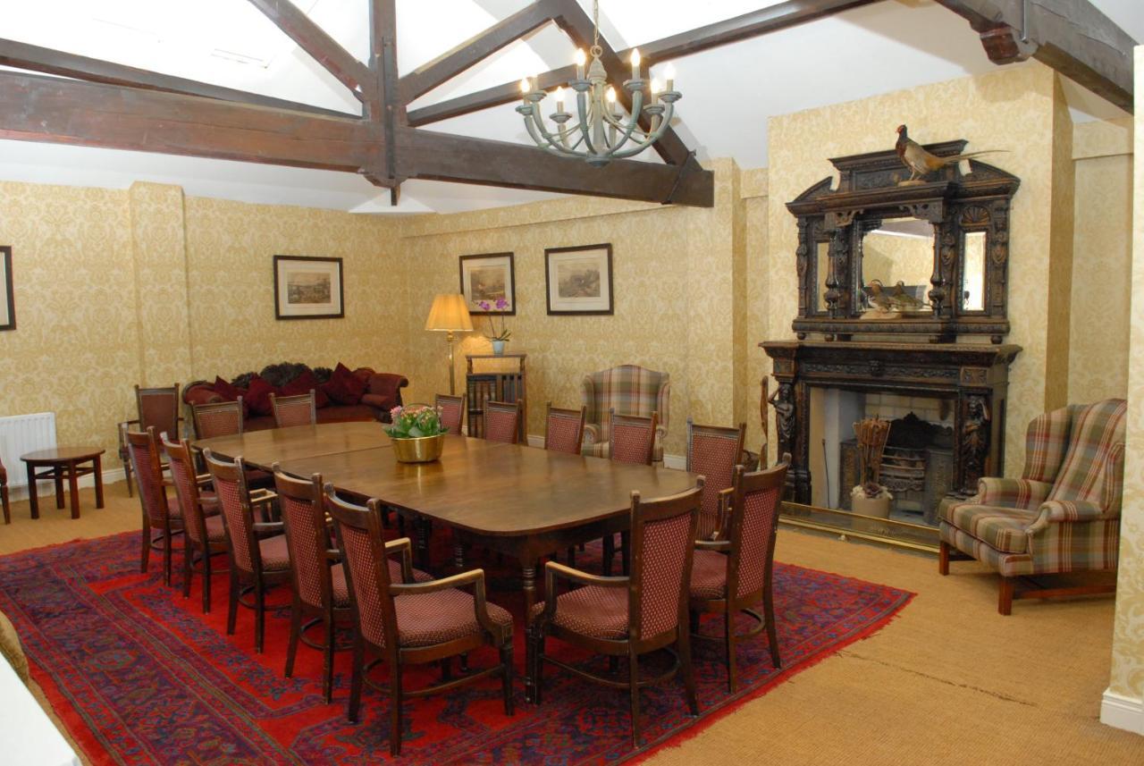 Londonderry Arms Hotel Карнлау Экстерьер фото